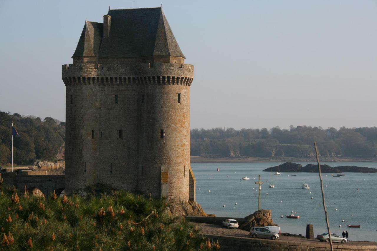 Ville Pepin Saint-Malo Bagian luar foto